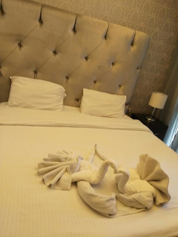 Nadine Hotel Suites Amman Exterior photo